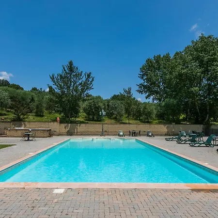 Montereggi-3 By Interhome